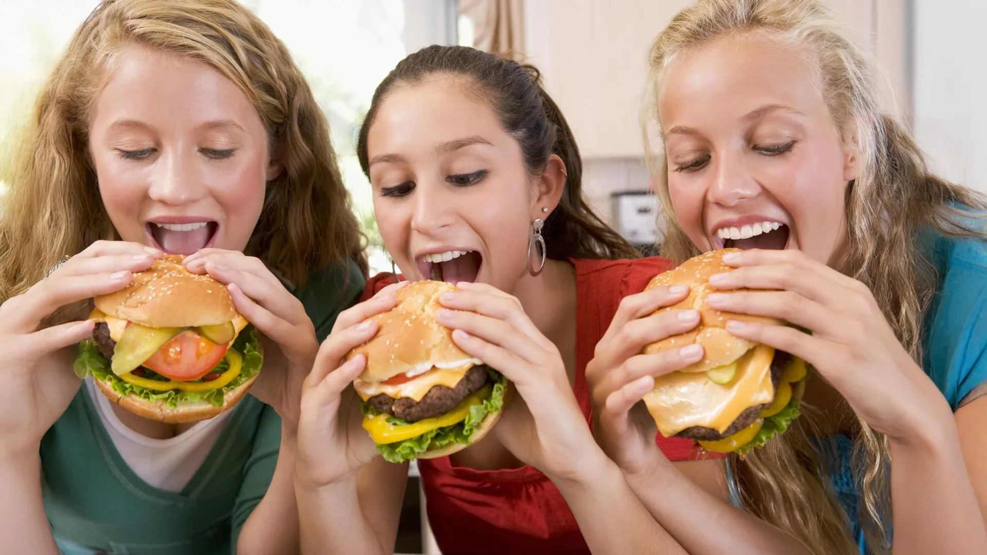 Why ultra-processed foods make teens eat more when they aren’t hungry