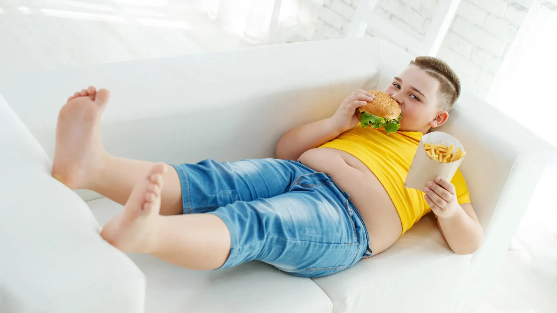 Parents’ stress may be quietly driving childhood obesity, Yale study finds